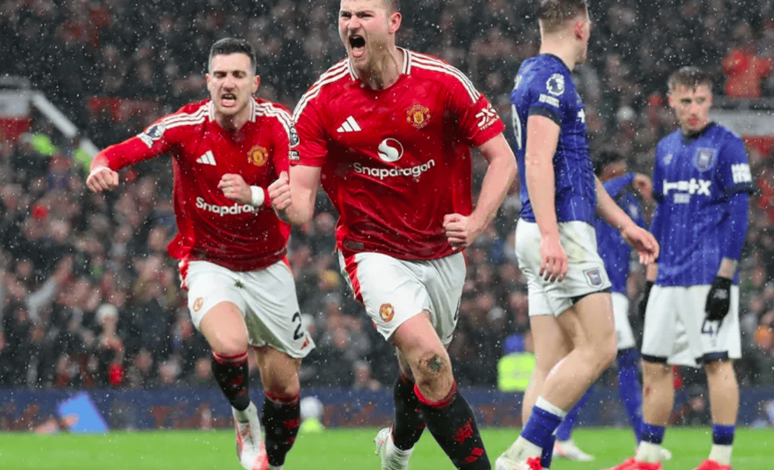 开云体育APP下载-乌拉圭轻取曼联,德利赫特送出助攻的简单介绍