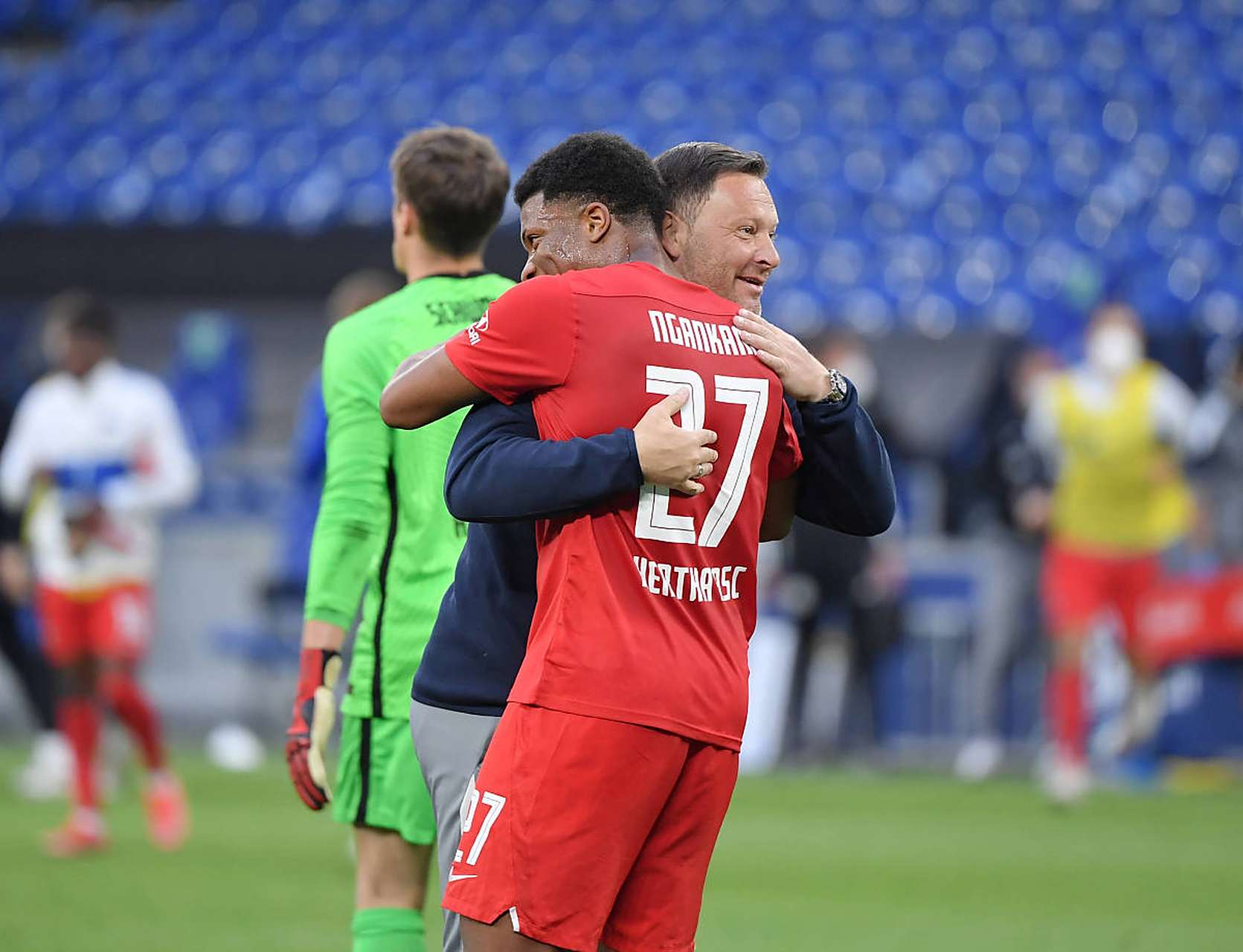 包含柏林赫塔争分夺秒,高位进攻大显身手获胜的词条 包含柏林赫塔争分夺秒,高位进攻大显身手获胜的词条