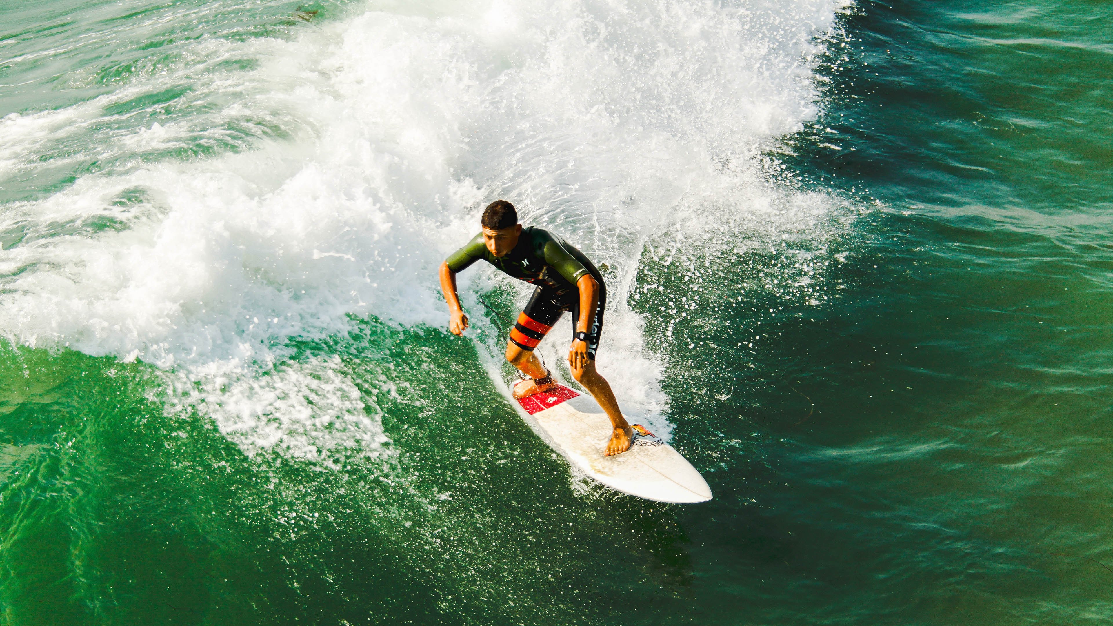 贝恩爆发如疾风骤雨，步行者连续得分狂潮彻底压制吉林