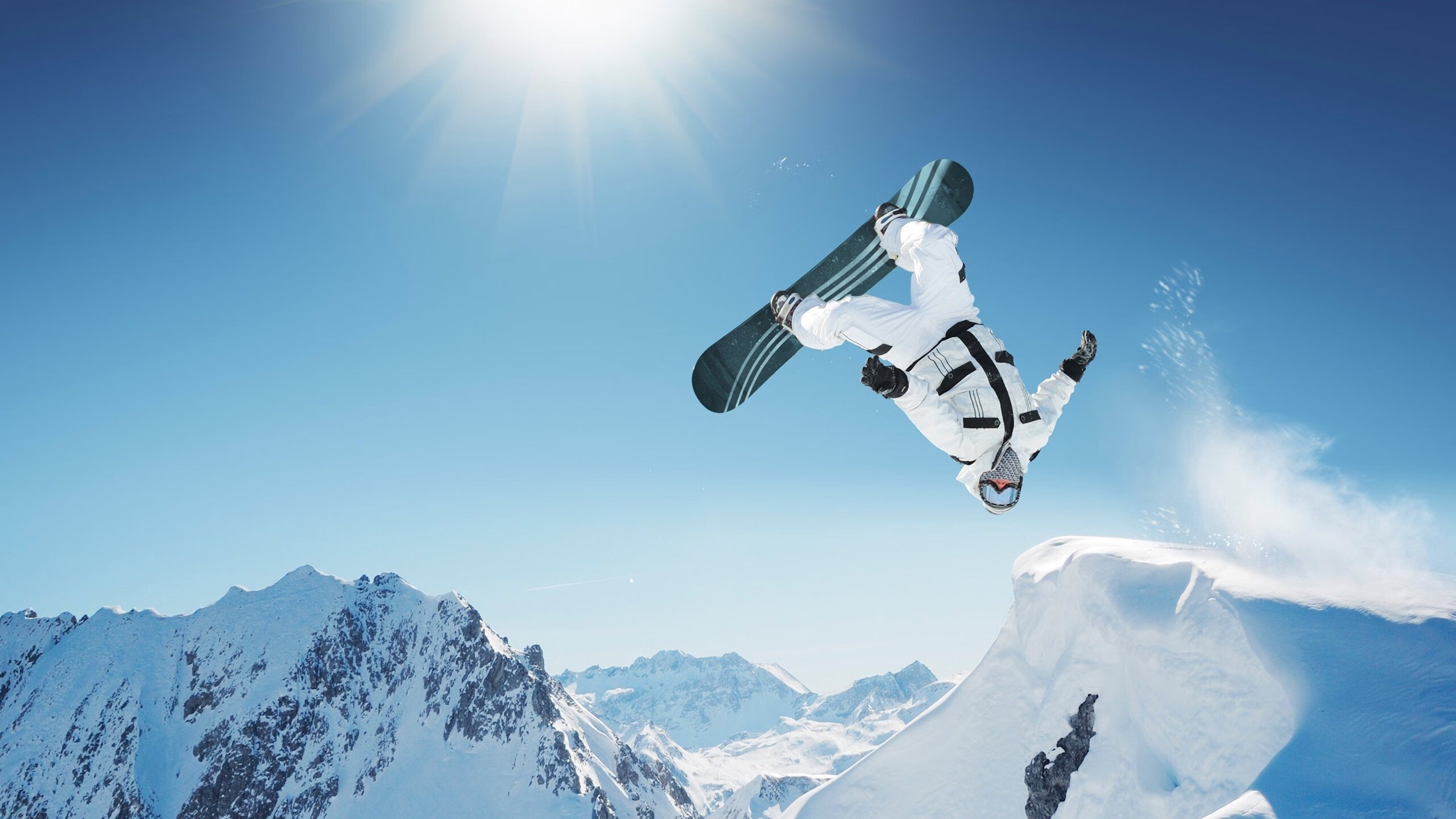 开云体育中国-孤骑破局，维斯塔潘独扛红牛大旗，迈凯伦绝地翻盘哈斯启示录